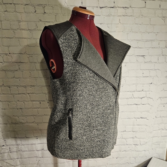 Club Monaco Boucle Grey/Melange Wool Moto Inspired Vest - Picture 1 of 12